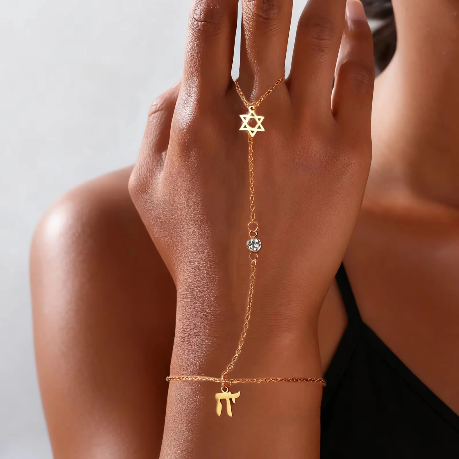 Jewelry & Watches Vitopoulos - Jüdischer Davidstern Hebräischer Buchstabe Chai Fingerarmband