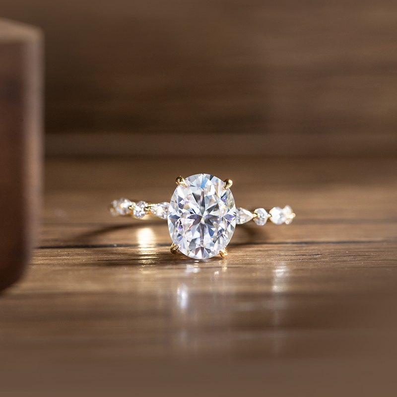 Statement Cocktail Ring - Eleganter ovaler 1 Karat 2 Karat