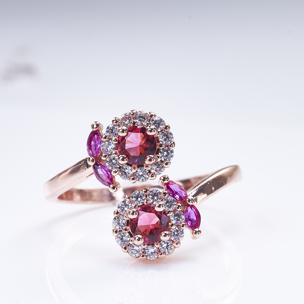 Rubin-Edelstein-Ring für charm – Statement Cocktail Ring Bewertung und Preis