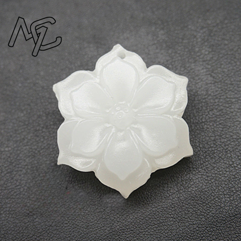 Natürliche chinesische weiße J – Jewelry & Watches Vitopoulos Bewertung und Preis