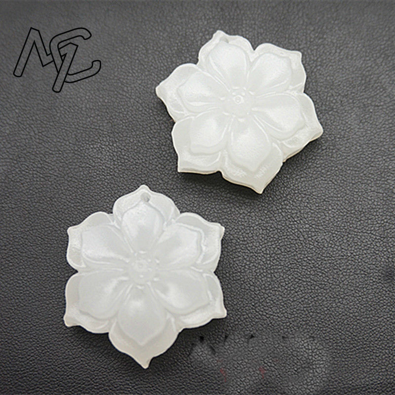 Natürliche chinesische weiße J – Jewelry & Watches Vitopoulos Bewertung und Preis